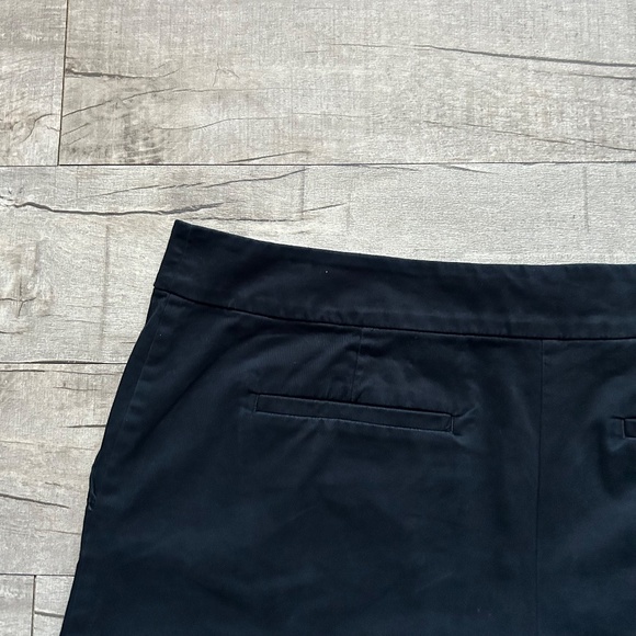 LOFT The Riviera Short Black Scalloped Chino Preppy Summer Retro Shorts Size 18 - Picture 13 of 13